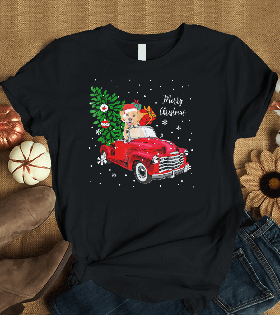 Merry Christmas Santa Labrador Dog Riding Red Truck with Presents and Tree T-Shirt