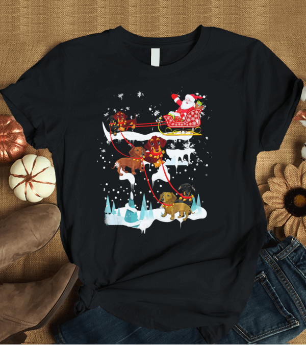 T-Shirt: Santa Sleigh with Dachshund Reindeer Christmas Scene T-Shirt Santa Sleigh with Dachshund Reindeer Christmas Scene T-Shirt