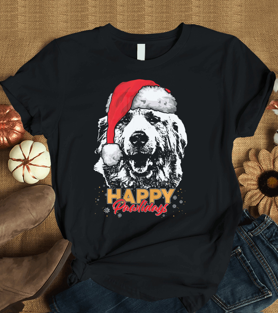 Happy Pawlidays Funny Christmas Great Pyrenees Santa Hat T-Shirt