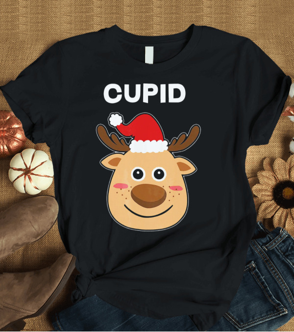 T-Shirt: Santa Hat Reindeer Cupid T-Shirt Santa Hat Reindeer Cupid T-Shirt