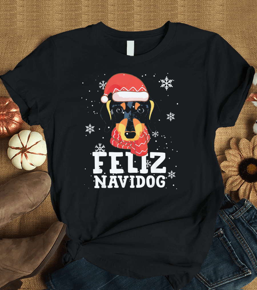 Feliz Navidog Dachshund Dog Christmas Snowflakes Santa Hat Scarf T-Shirt