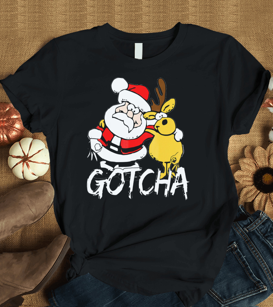 Santa Claus Gotcha Finger Circle Game with Reindeer T-Shirt