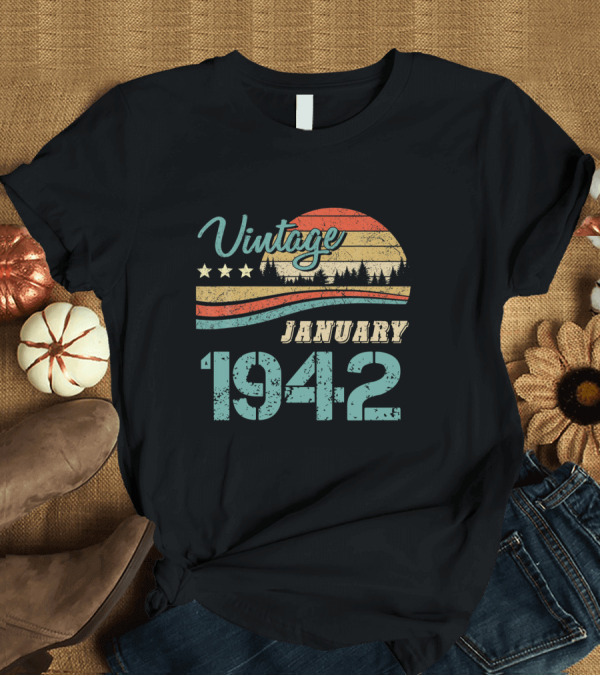 T-Shirt: Vintage January 1942 Retro Sunset Landscape T-Shirt Vintage January 1942 Retro Sunset Landscape T-Shirt