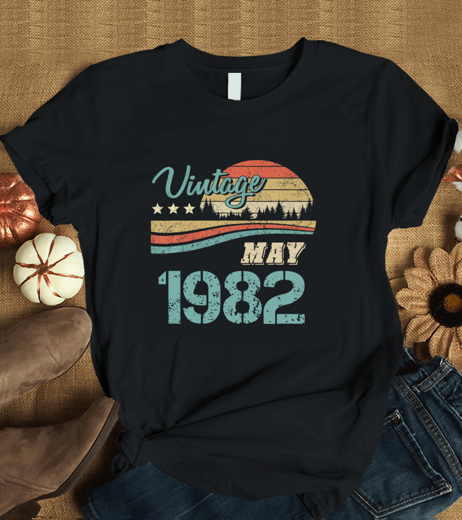Vintage May 1982 Retro Sunset Forest Stars T-Shirt