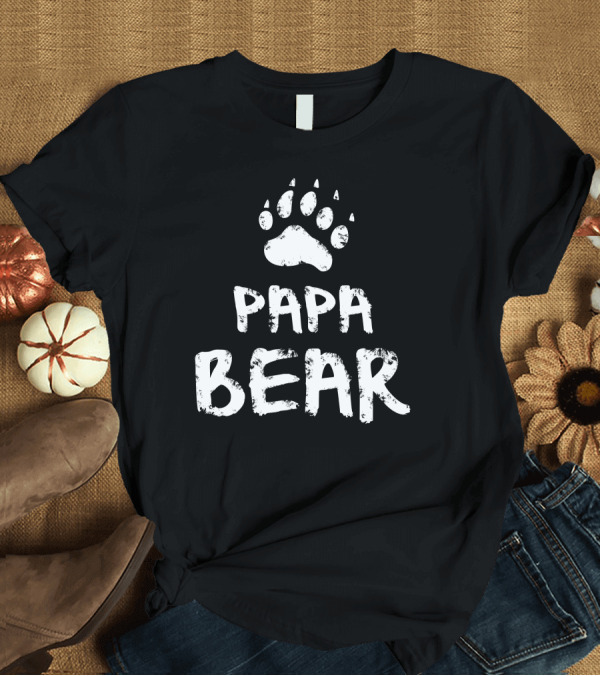 T-Shirt: PAPA BEAR Paw Print Graphic Funny Papa T-Shirt PAPA BEAR Paw Print Graphic Funny Papa T-Shirt